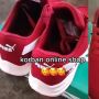 Korban Online Shop, Beli Satu Pasang Sepatu tapi Ada Dua Merek