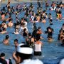 Perayaan Hari Banyu Pinaruh di Bali