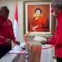 Amplop Coklat Bawaan Ganjar Saat Menghadap PDIP Tuai Sorotan, Apa Isinya?
