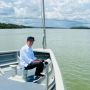 Naik Kapal Patroli TNI, Presiden Jokowi Susuri Jalur Logistik IKN