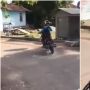 Salah Haluan, Cewek Ini Ngebut di Tikungan Berakhir di Selokan