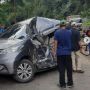 Dua Mobil Ringsek Tertimpa Batu Besar di Cadas Pangeran Sumedang, Begini Kondisi Penumpangnya