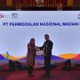 PNM Padang Raih 2 Penghargaan Sekaligus di Acara Puncak Bulan Inklusi Keuangan OJK