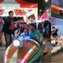 Kocaknya Para Pemuda Ini Naik Wahana Kereta Api Mini, Netizen: Dadah Dulu ke Mama