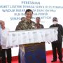 Jelang KTT G20, Luhut Resmikan PLTS Terapung Milik PLN di Nusa Dua Bali
