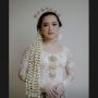Rachel Amanda Menikah, Anggun Dalam Balutan Busana Adat Jawa Tanpa Paes