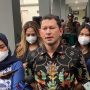 Ini Alasan Eks Pengacara Pratiwi Noviyanthi Jabat Tangan dan Peluk Farhat Abbas