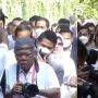 Gaya Menteri Basuki Hadimuljono Jadi Fotografer Jokowi Trending di Medsos
