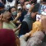Moch Subchi Azal Tsani Diputus 7 Tahun Penjara, Keluarga Marah Teriak-teriak di Persidangan