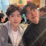Lee Jong Suk Bikin Gempar Pamer Hangout Bareng Kim Woo Bin