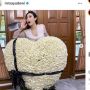 Foto Ayu Dewi Dimanfaatkan Denise Chariesta Untuk Buka Toko Bunga di Bali