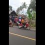 Gempa Guncang Cianjur, Sejumlah Rumah hingga Patung Ayam Roboh