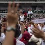 Teriakan dan Bentangan Spanduk Jokowi 3 Periode Warnai Acara Relawan Gerakan Nusantara Bersatu