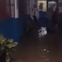 Penampakan Banjir Rendam SMPN 13 Depok Usai Diguyur Hujan Lebat, Netizen: Dari Tahun 2006 Langganan Banjir