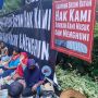 Tuntut Janji Pemprov DKI, Warga Rusun Kampung Bayam Tinggal di Tenda Depan Gerbang Rusun