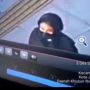 Rekaman CCTV, Usai Buang Bayinya ke Tong Sampah, Sang Ibu Ngacir Melarikan Diri