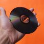 Perbedaan CD-R dan CD-RW, Ketahui Kelebihannya!