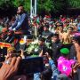 Lipstik Erina Gudono Nempel di Gigi Saat Kirab Pernikahan, Gimana Ya Cara Dandan Gak Belepotan?