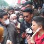 Jelang Pengosongan SDN Pocin 1, Puluhan Orang Tua Murid Lakukan Aksi Protes Tolak Perubahan Jam Belajar