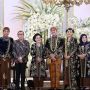 Kondangan ke Kaesang, Ari Lasso Bikin Iriana Jokowi Tersipu Malu: Ayo Sini Foto Sebelah Saya