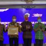 CSR Award 2022, Gubernur Jawa Tengah Berikan Penghargaan BUMN Terbaik Kepada Pertamina