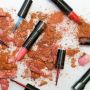 4 Cara Memilih Warna Lipstik, Penting biar Hasilnya Nggak Menor
