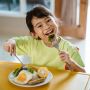 Bunda, Ini Manfaat Tambahkan Suplemen dan Multivitamin Untuk si Kecil