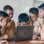 Usai PP Tunas, Kemendikdasmen Terbitkan Aturan Batasi Gawai untuk Anak Sekolah