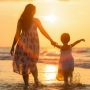 Ingin Ucapkan Hari Ibu tapi Terhalang Gengsi? Lakukan dengan 4 Cara Ini