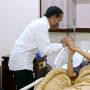 Jenguk Mantan Wapres Try Sutrisno, Jokowi: Alhamdulillah Beliau Dalam Keadaan Baik