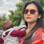 Indah Permatasari Pamer Ngurus Momongan, Tubuh Anaknya Bikin Salfok: Gemoy Banget!