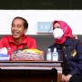 Nonton Timnas Tanding di GBK, Iriana Jokowi Tampil Sporty Pakai Jaket Mewah Puluhan Juta