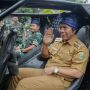 Bareng KSAD Jenderal Dudung Abdurachman, Pj Gubernur Banten Naik Rantis Satuan Elit TNI