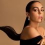 Georgina Rodriguez Tampil Panas Berbikini Motif Binatang Cerita Kisah Hidup di Arab Saudi