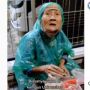 Hati Serasa Teriris Lihat Video Nenek-nenek Jual Jajanan Tradisional Meski Diguyur Hujan