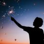5 Mainan Pengganti Petasan yang Aman Dimainkan Anak saat Tahun Baru