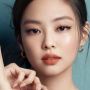 Outfit Jennie BLACKPINK Berkerudung Saat Kunjungi Masjid Abu Dhabi Jadi Sorotan, Total Harganya Fantastis!