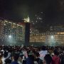 Semarak Perayaan Tahun Baru 2023 Di Jakarta, Warga Tumpah Ruah Di Bundaran HI