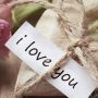 Tidak Melulu 'I Love You,' Berikut 5 Cara untuk Menunjukkan Rasa Cinta