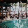 Cara Menikmati Keindahan Pantai dari Beach Club, Bisa Jadi Rekomendasi Seru Saat Liburan!
