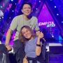 Pedangdut Ini Gelendotan di Tubuh Ariel NOAH, Didoakan Bisa Berjodoh