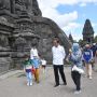 Promosikan Wisata Edukasi, Presiden Jokowi Ajak Cucu ke Candi Prambanan