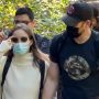 Chris Evans Pamer Momen Kocak Bareng Alba Baptista, Bikin Warganet Baper