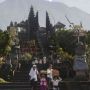 Pura Besakih Berstatus Cagar Budaya, Tepatkah Dibandingkan dengan Masjid Al Jabbar?