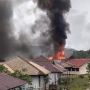 Kacau! KKB Bakar Sekolah dan Tembak Pesawat Sipil di Pegunungan Bintang Papua