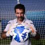 Pernah Jadi Rekan Setim, Kiper Keturunan Indonesia Sampaikan Pesan Menyentuh untuk Gianluigi Buffon yang Pensiun