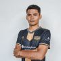 Perkuat Pertahanan, Dewa United Boyong Rifaldi dari Persik Kediri