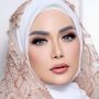 10 Potret Krisdayanti Berhijab saat Manggung, Cantiknya Nggak Ada Tandingannya
