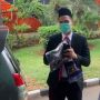 Detik-detik Pengambilan Sumpah WNI, Shayne Pattynama Tampil Gagah dengan Peci di Kepala