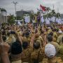 Perangkat Desa Demo di Depan Gedung DPR, Tuntut Kesejahteraan hingga Masa Jabatan
